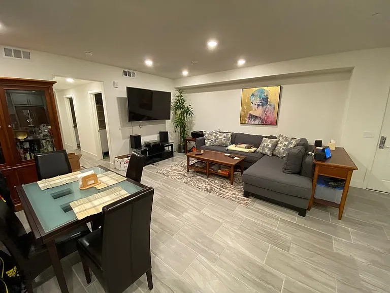 310 Riesling Ave #22 — Photo 2