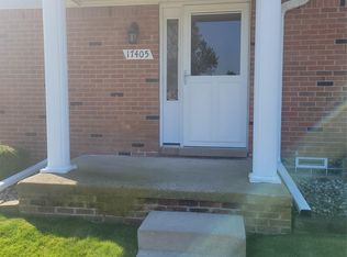 17405 Raleigh Square Dr #76, Southgate, MI 48195