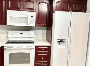 408 NW 68th Ave APT 207, Plantation, FL 33317