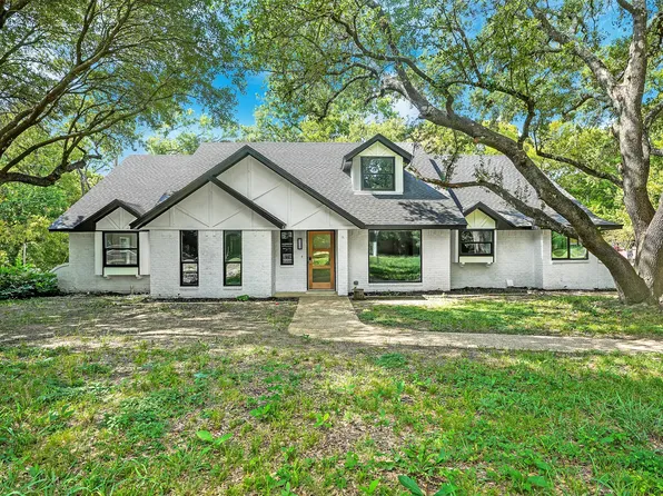 112 Forest Brook St, Oak Leaf, TX 75154