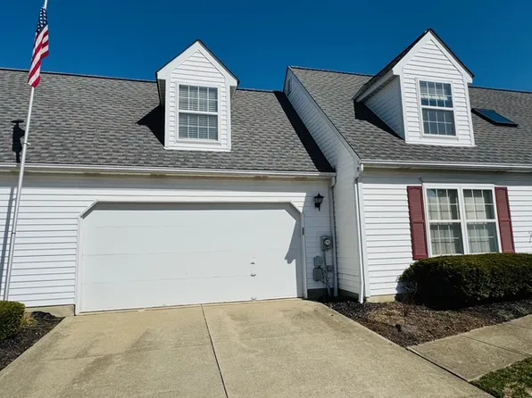 24540 Thicket Ln #24, Olmsted Falls, OH 44138