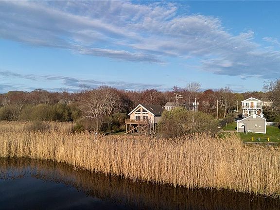 2nd image of 91 Bonnet Point Rd