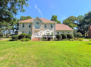 1006 Fairway Dr, Chesapeake, VA 23320