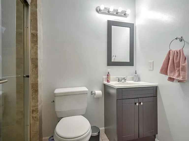 18806 Harmony Woods Ln — Photo 25