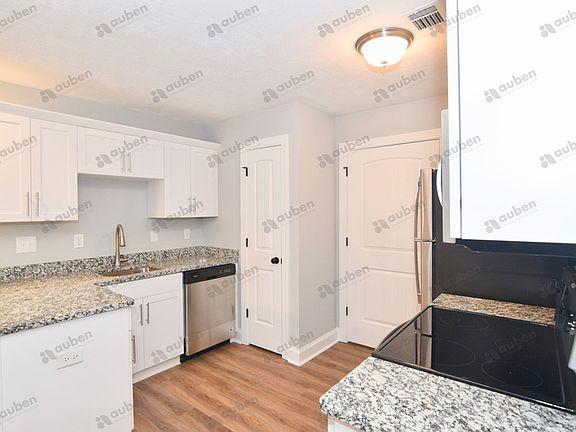 4th image of 724 Leela Ct