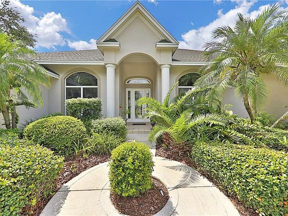 2nd image of 107 Wyndham Dr