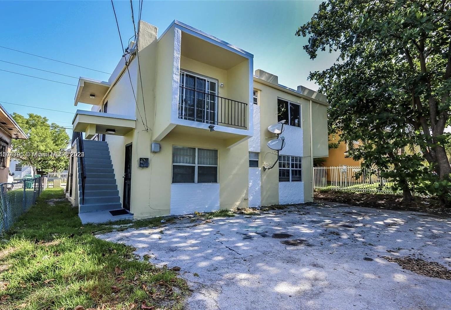 2300 E Superior St APT 2, Opa Locka, FL 33054 | Zillow