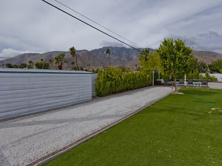 765 W Rosa Parks Rd — Photo 47