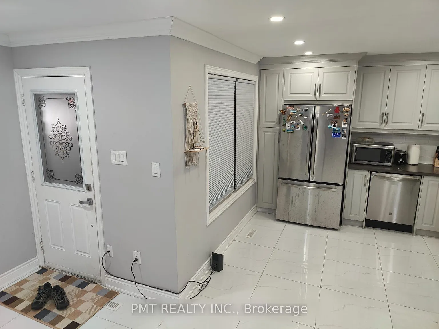 4 bed, $3,500 — Photo 2