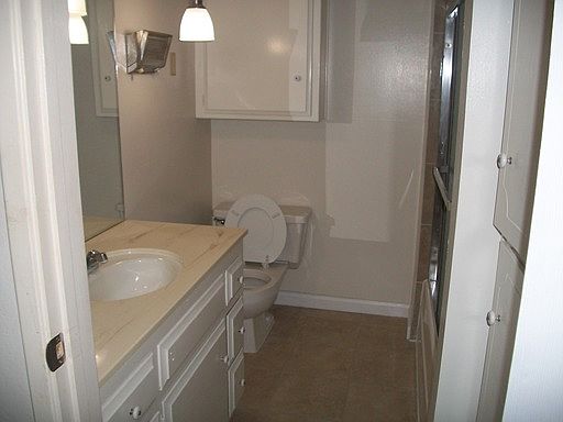 2nd image of 301 Perkins St APT 109