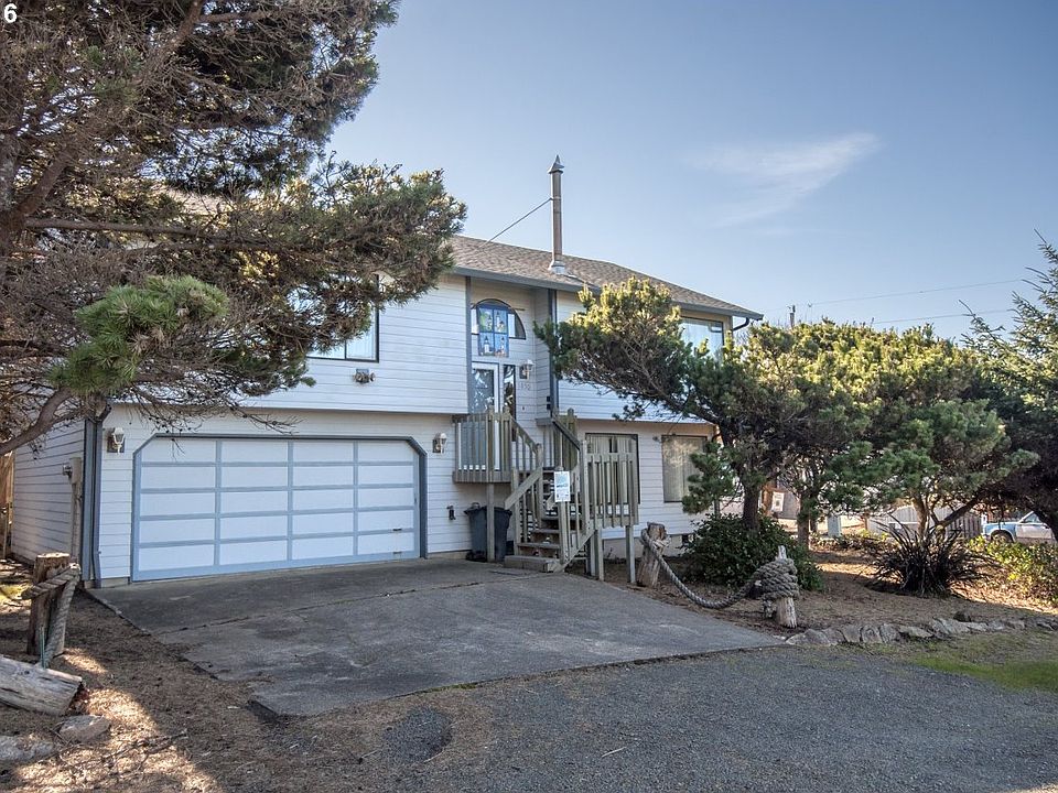 1st image of 1850 NE 56th Dr