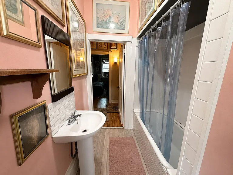 80 N 4th St #4 — Photo 17
