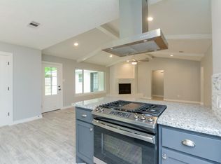 723 Holly Springs Dr, Conroe, TX 77302