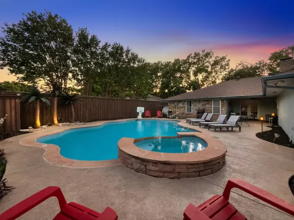 806 Westminster Dr, Richardson, TX 75081
