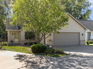 4915 W Woods Creek Ln, Appleton, WI 54913