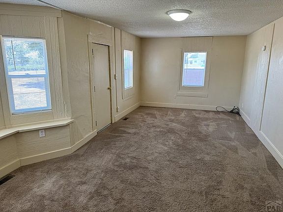 3rd image of 452 W 1st St