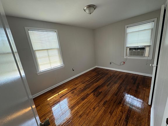 4th image of 6209 Pasteur Blvd