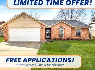 4455 W Chaparral Ln, Fayetteville, AR 72704