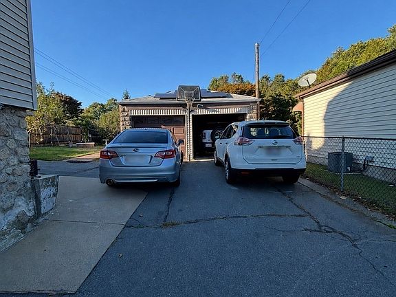 3rd image of 507-509 Nash Rd