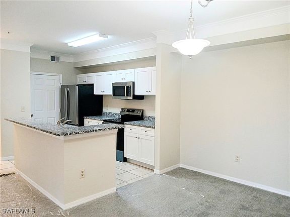 5th image of 11500 Villa Grand APT 324