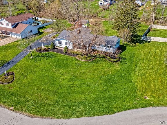 3rd image of 6304 Milleville Cir