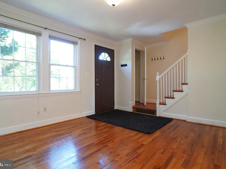 2161 N Brandywine St — Photo 2