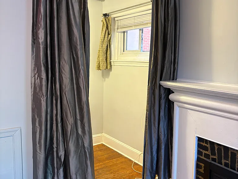 4810 Regent St #1F — Photo 28