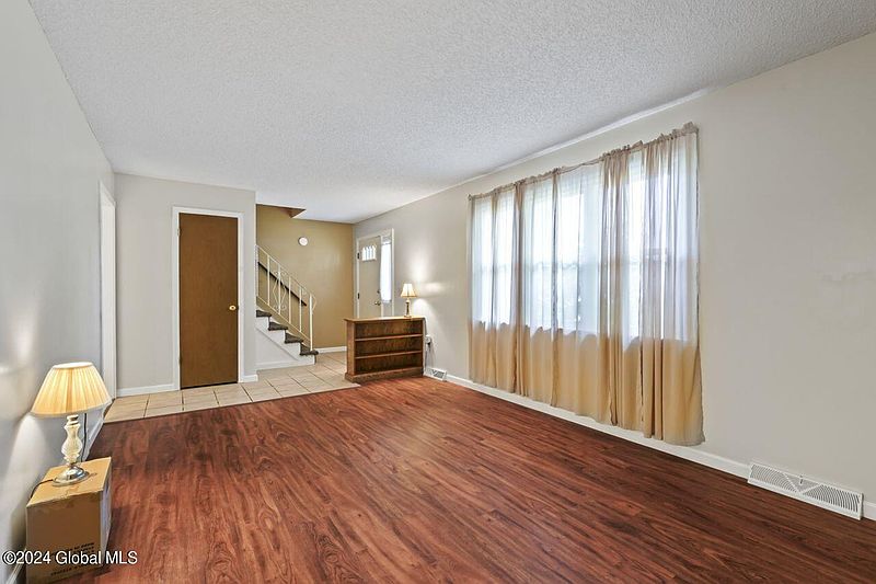 5th image of 1246 Coplon Avenue