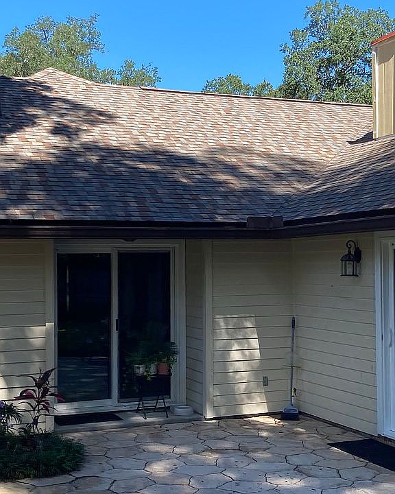 1st image of 3931 Moss Oak Dr