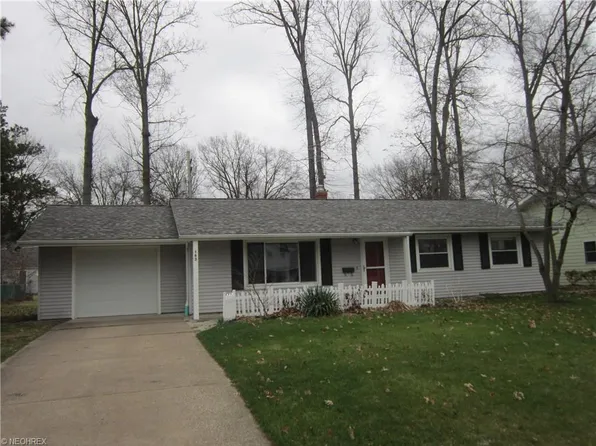 163 Beachwood Ave, Avon Lake, OH 44012