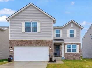9556 Nature View Ln, Ypsilanti, MI 48197