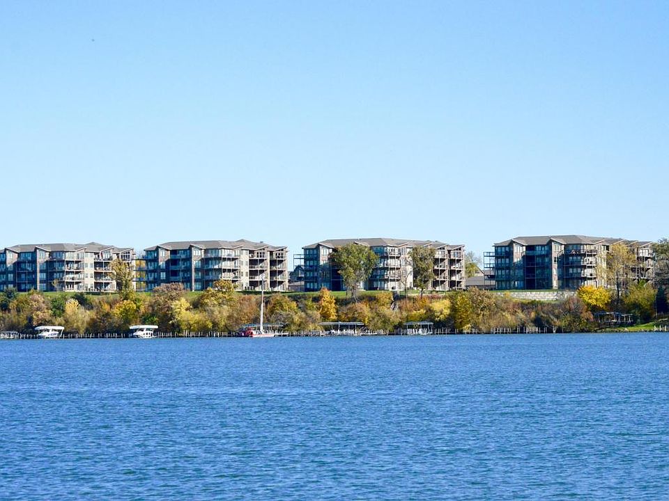 1st image of 455 240th Ave #206