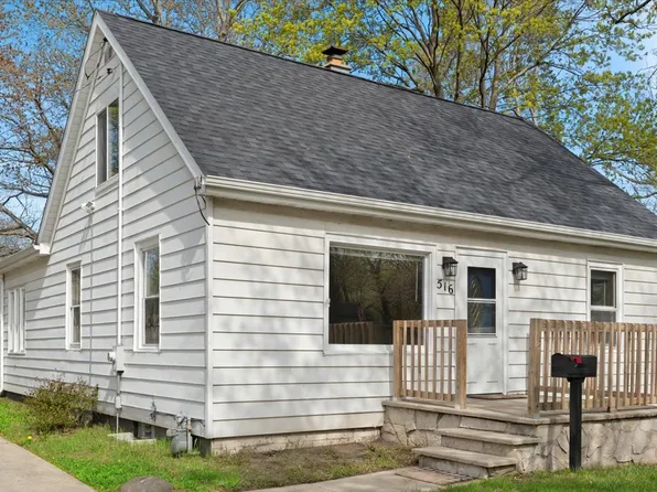 516 Whitney Ave, Winthrop Harbor, IL 60096