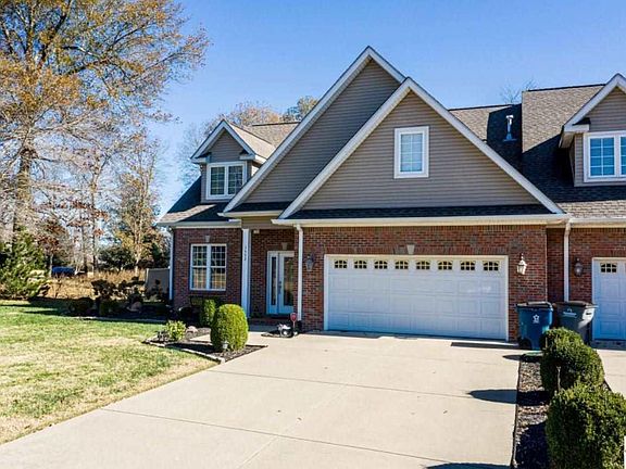 2nd image of 1552 Gleneagles Dr