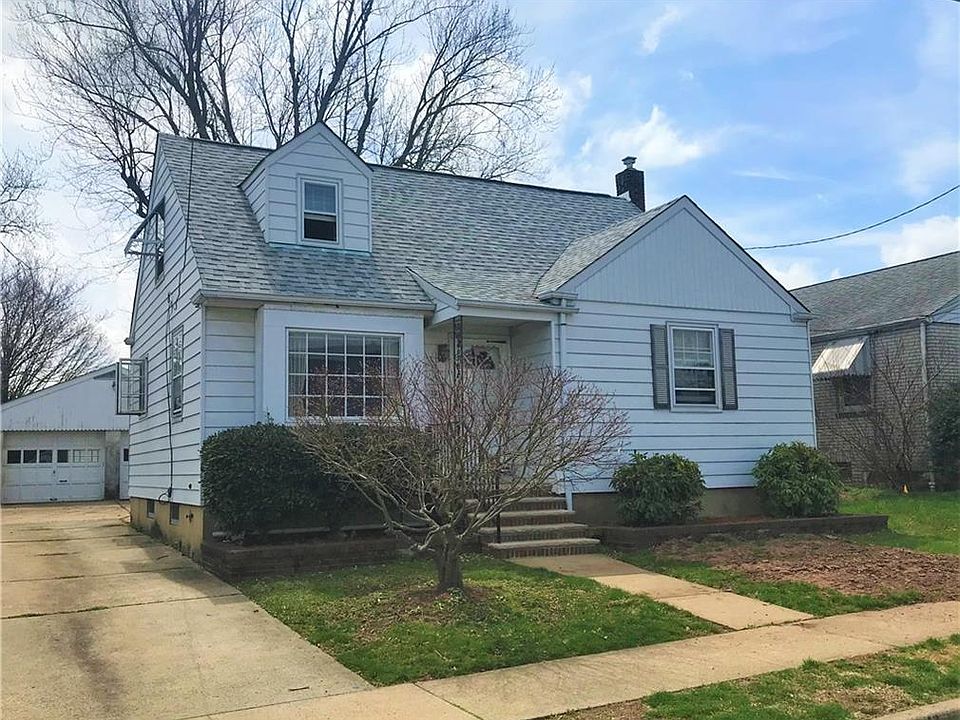 2nd image of 12 Glenridge Ave