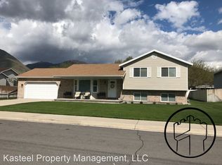 1077 S 1040th St E, Springville, UT 84663