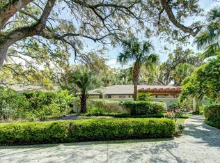 106 Cater St, Saint Simons Island, GA 31522