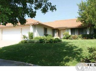 23617 Strathern St, Canoga Park, CA 91304
