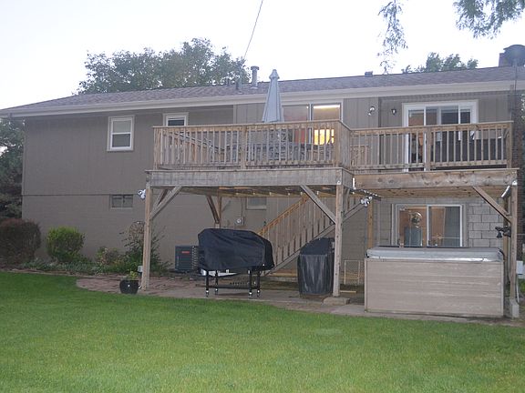 5th image of 9528 Louis Dr