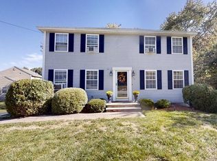 213 Oak St, Methuen, MA 01844