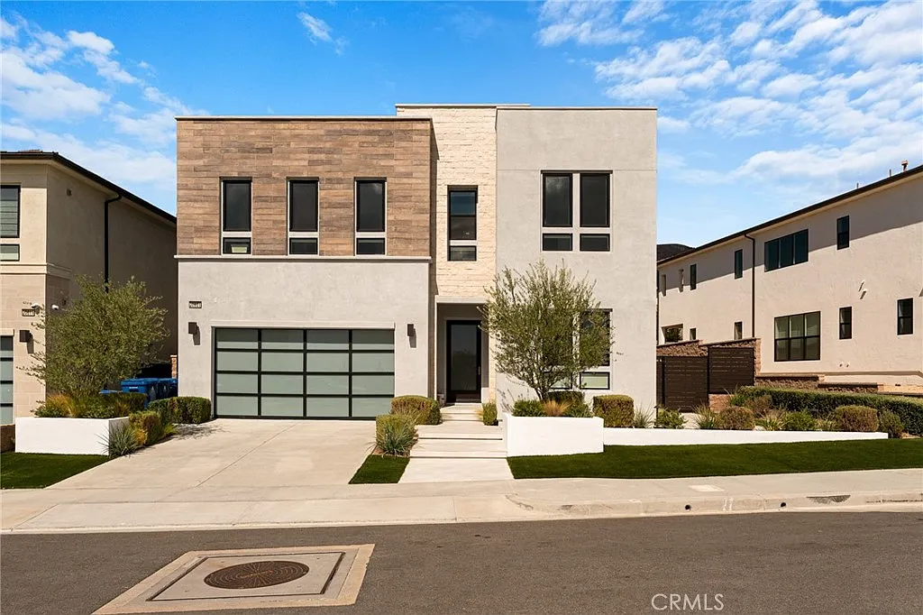 5 bed, 4.5 bath, 3664 sqft, $10,750 — Photo 3