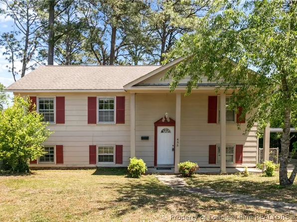 455 Balfour Pl, Fayetteville, NC 28311
