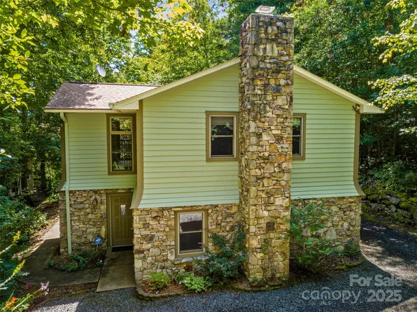 309 Old Farm School Rd, Asheville, NC 28805