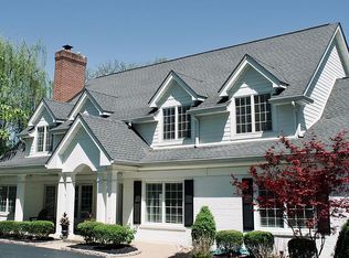 9 Cricket Ln, Saint Louis, MO