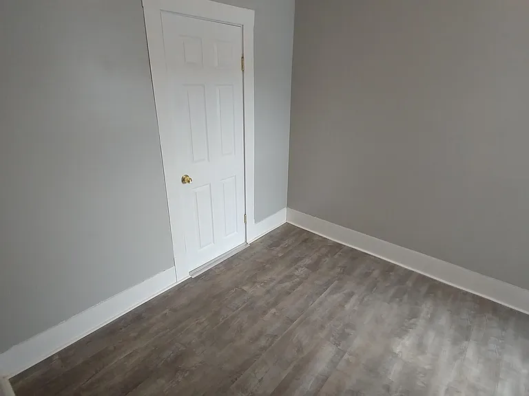 420 Maple St #4 — Photo 14