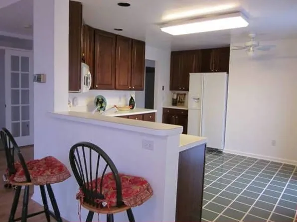 14 Heatherwood Ln, Bedminster, NJ 07921