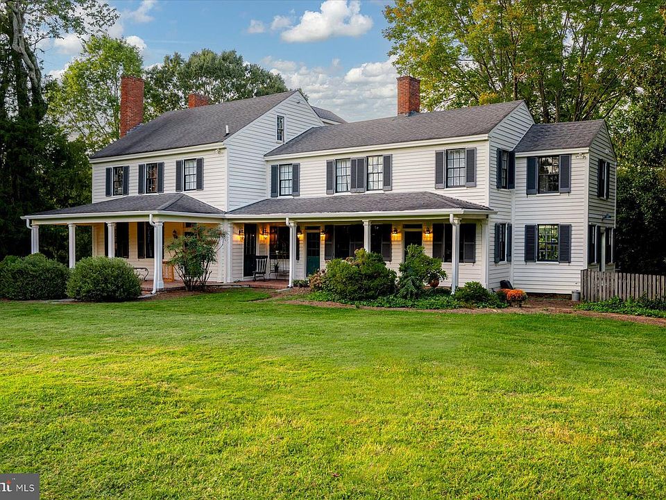 1st image of 5503 Brooks Woods Rd
