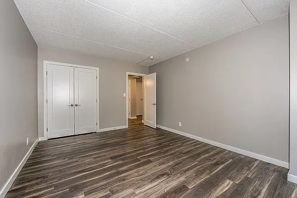 Unfurnished Bedroom