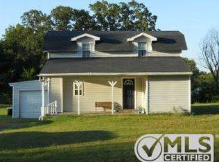 255 Old Cemetery Rd, Granby, MO 64844