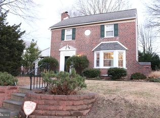 7449 Overhill Rd, Elkins Park, PA 19027